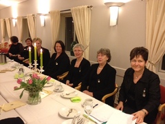 fra h:Arnhild Strand Kari Ekornes Evelyn Liseth og Heidi Heggem